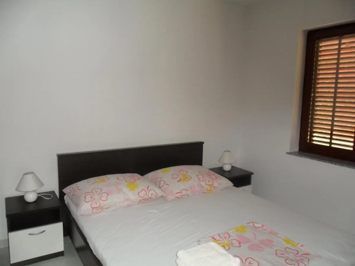 Mar Eva Apartment Rab Town Croatia