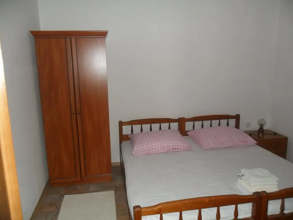 Mar Eva Apartment 拉布 克罗地亚
