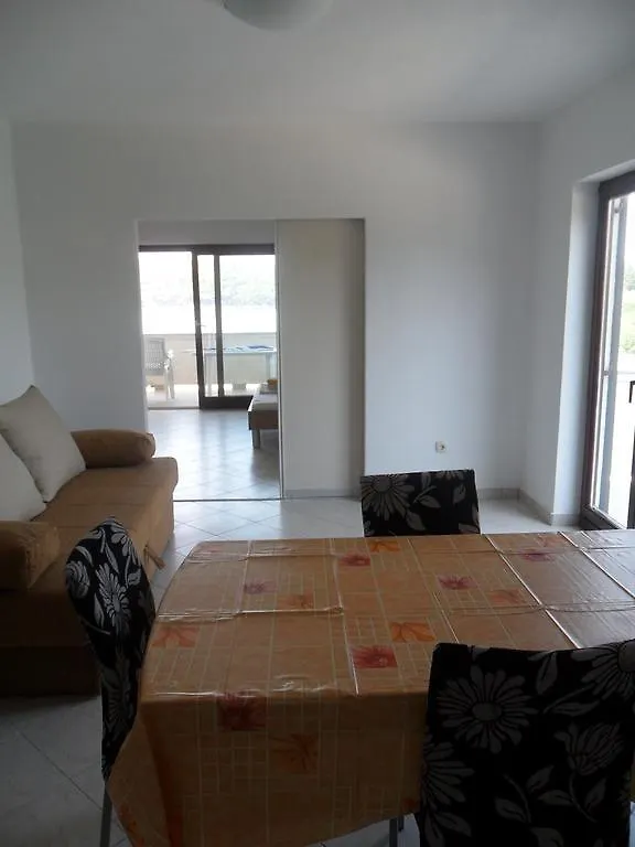 Mar Eva Apartment 拉布 0*,